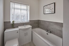 Host Stay Endeavour II