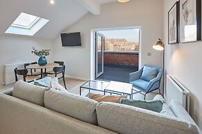 Host Stay Skyline Apartment