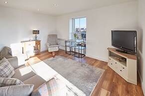 Host Stay Abbey Court Apartment