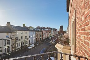 Host Stay Abbey Court Apartment