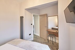 Host Stay Bellevue Apartment 2