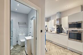 Host Stay Bellevue Apartment 2