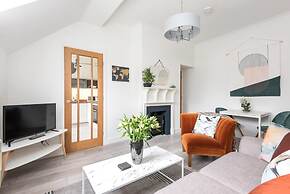 Host Stay Feversham House