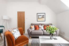 Host Stay Feversham House
