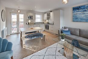 Host Stay Shipwrights