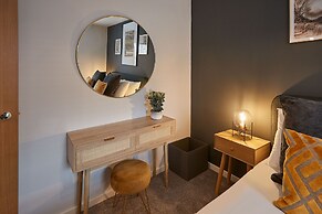 Host Stay Shipwrights