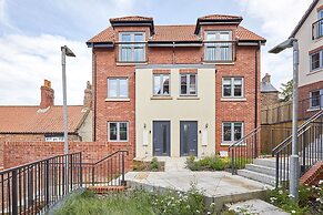 Host Stay Lightkeeper s Cottage