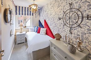 Host Stay Lightkeeper s Cottage