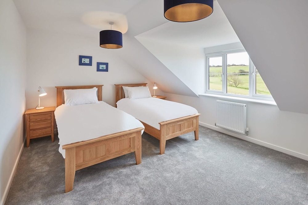 Host Stay Highfield House