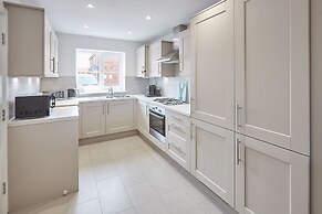 Host Stay Highfield House