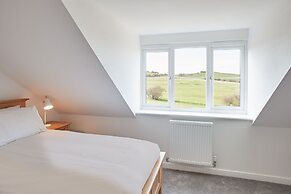 Host Stay Highfield House