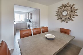 Host Stay Highfield House