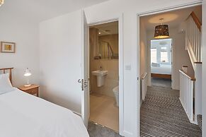 Host Stay Highfield House