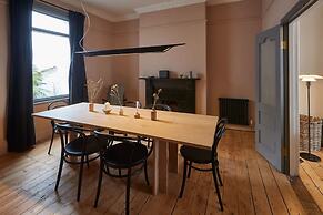 Host Stay Emerald Residence