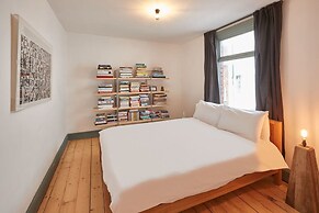 Host Stay Emerald Residence