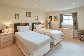 Host Stay The Stable