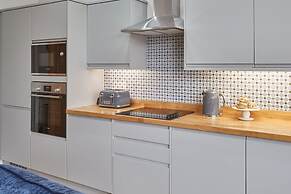 Host Stay Green View