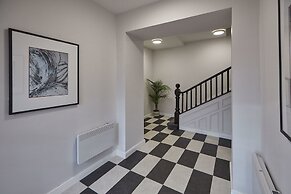 Host Stay Green View