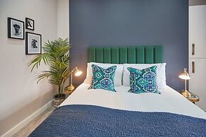 Host Stay Green View