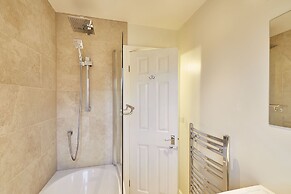 Host Stay Richemont Cottage