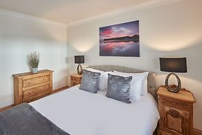 Host Stay Amber Shores