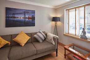 Host Stay Amber Shores