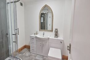 Host Stay Amber Shores