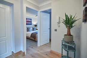 Host Stay Amber Shores