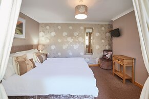 Host Stay Rosedale House