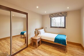 Host Stay Shunner Howe Lodge