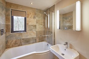 Host Stay Shunner Howe Lodge