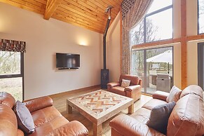 Host Stay Shunner Howe Lodge