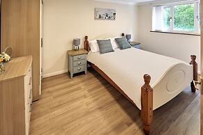 Host Stay Rock Cottage