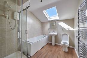 Host Stay Wood Street Cottage