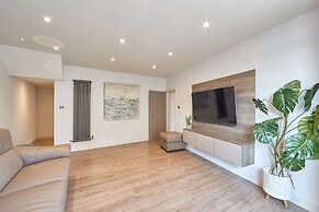 Host Stay Berkano The Merchants Quarters