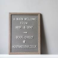 Host Stay The Scuttlebutt Townhouse