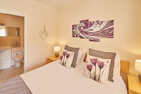 Host Stay The Scuttlebutt Townhouse