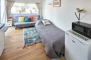 Host Stay Beatrice Little Duckling