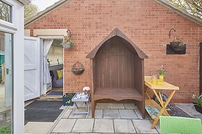 Host Stay Beatrice Little Duckling