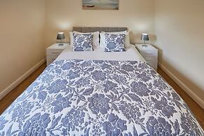 Host Stay Beatrice Little Duckling