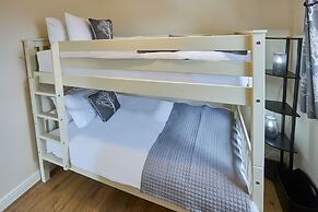 Host Stay Beatrice Little Duckling