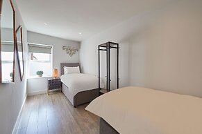 Host Stay Laguz The Merchants Quarters