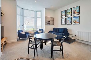 Host Stay Seaview Retreat