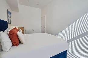 Host Stay Seaview Retreat