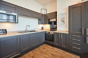 Host Stay Seaview Retreat