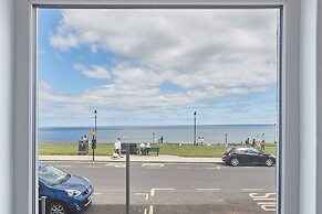 Host Stay Seaview Retreat