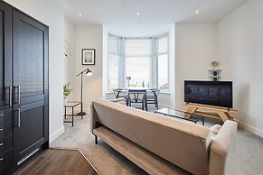 Host Stay Seaview Retreat