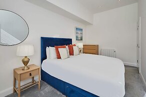 Host Stay Seaview Retreat