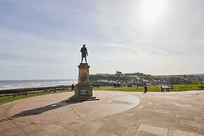 Host Stay Seaview Retreat