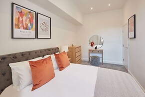 Host Stay Seaview Retreat